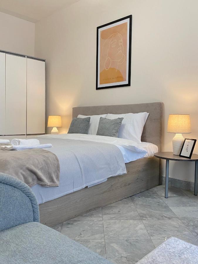 Top City Centre 1Br Apartment For 4 Guests & Fast Wifi Sofia Exteriör bild